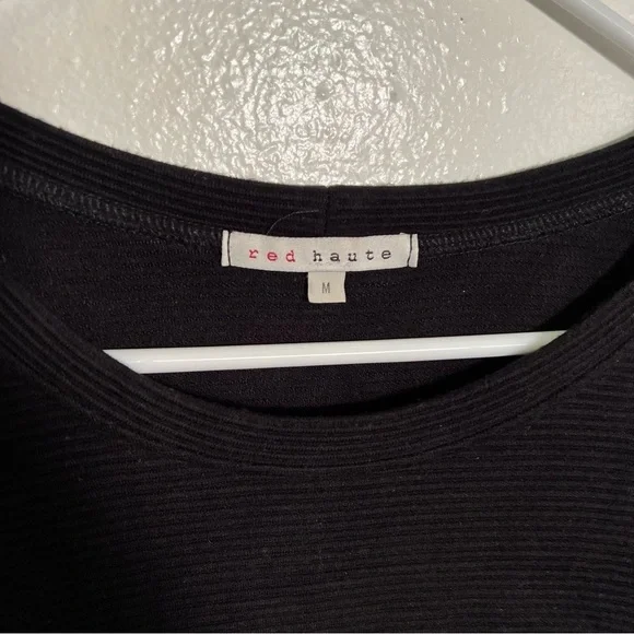 Red Haute Crewneck Sweater Black Asymmetric Hem M - Picture 8 of 8